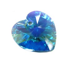 1x Swarovski Xilion Crystal 6228 Heart Charm Blue Zircon AB 18mm