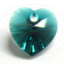 4 Swarovski Crystal Xilion Heart Charm Pendant Emerald 10mm 6228
