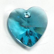 4x Swarovski Xilion Crystal 6228 Heart Charm Blue Zircon 10mm
