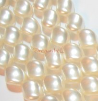 Swarovski Crystal Curve Twisted Pearl 5826 9x8mm Creamrose Lt