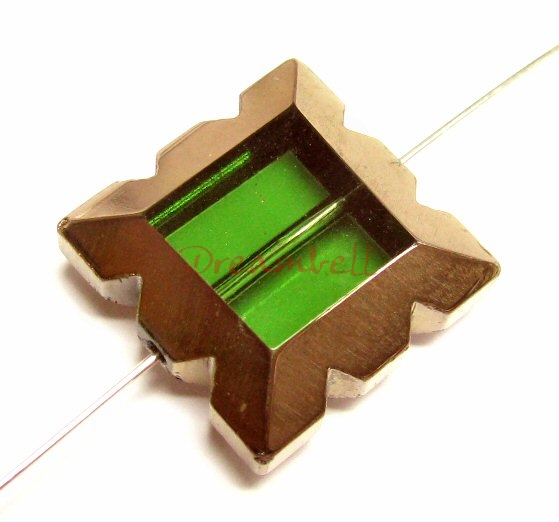 1x Lampwork Glass Focal SQUARE bead EMERALD 17mm