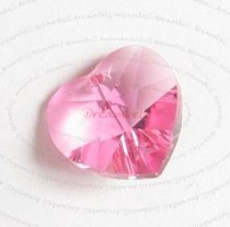 1x Swarovski Crystal 6202 Heart Charm light pink Rose 18mm