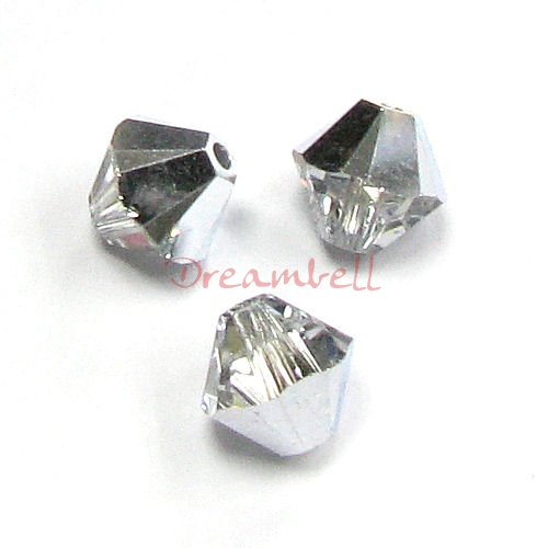 24x Swarovski Elements Xilion Crystal 5328 Crystal Comet Argent Light (Cal) 6mm.