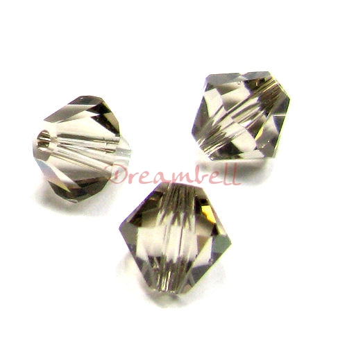 24x Swarovski Elements Xilion Crystal 5328 / 5301 Greige 4mm