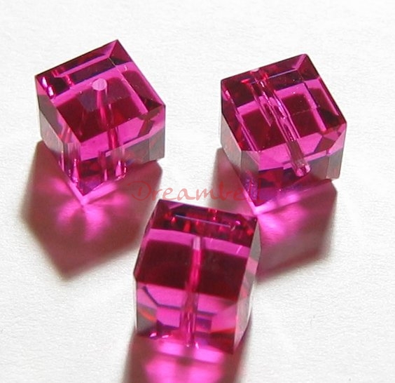 2x Swarovski Elements Crystal 5601 Cube Bead Fuchsia Pink 8mm