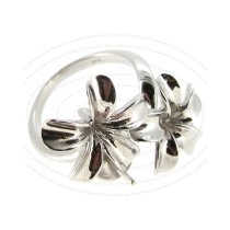 Rhodium plated Sterling Silver Ring case w/ 6.8mm cup pearl connector 3 Flowers
