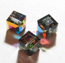 2x Swarovski Elements Crystal 5601 Cube Bead Vitrail Medium 8mm